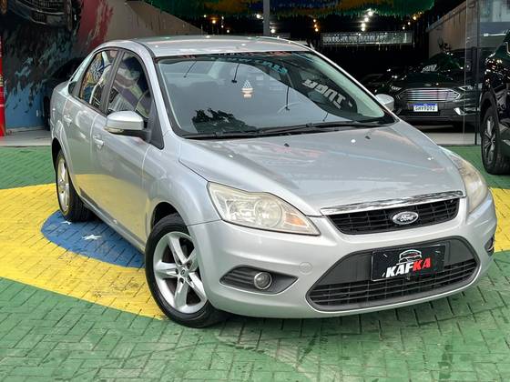 FORD FOCUS 2.0 GLX SEDAN 16V FLEX 4P AUTOMÁTICO